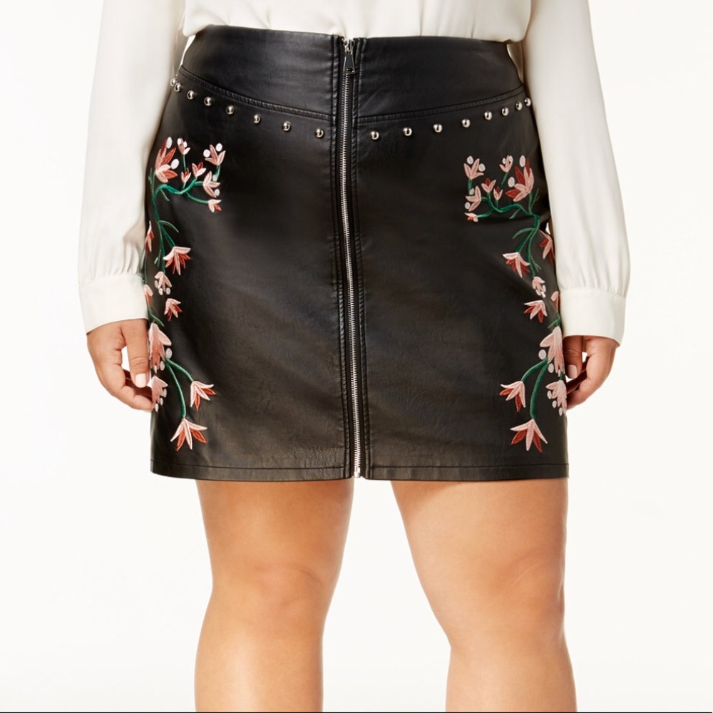 Trendy Plus Size Faux-Leather Skirt